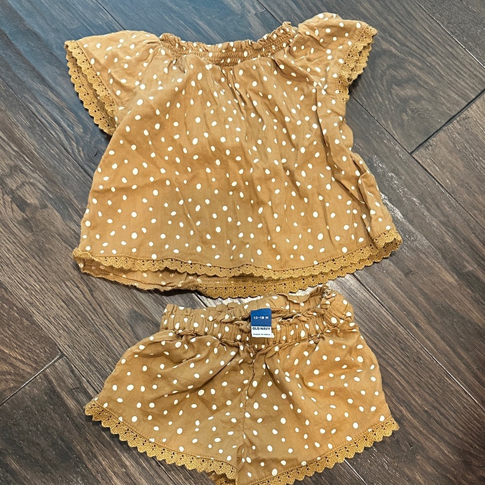 Kids Polka Dot Brown Set- 12-18 months - worn once